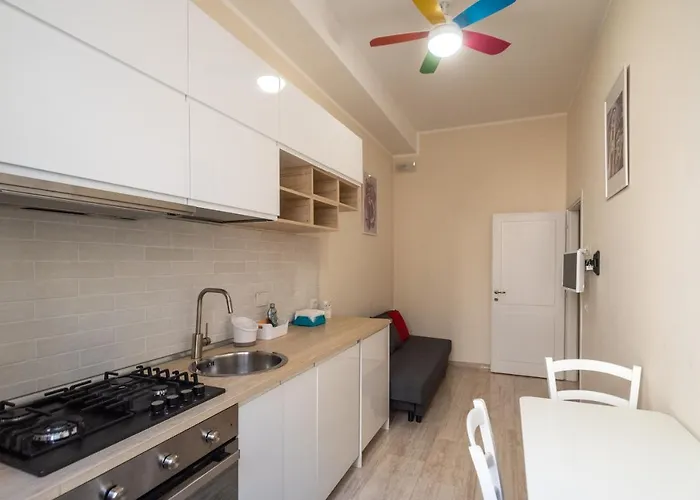 City Center Two-roomed Flat - Termini/aquarium Roma