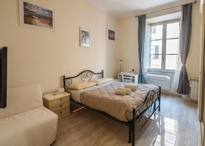 City Center Two-roomed Flat - Termini/aquarium Roma